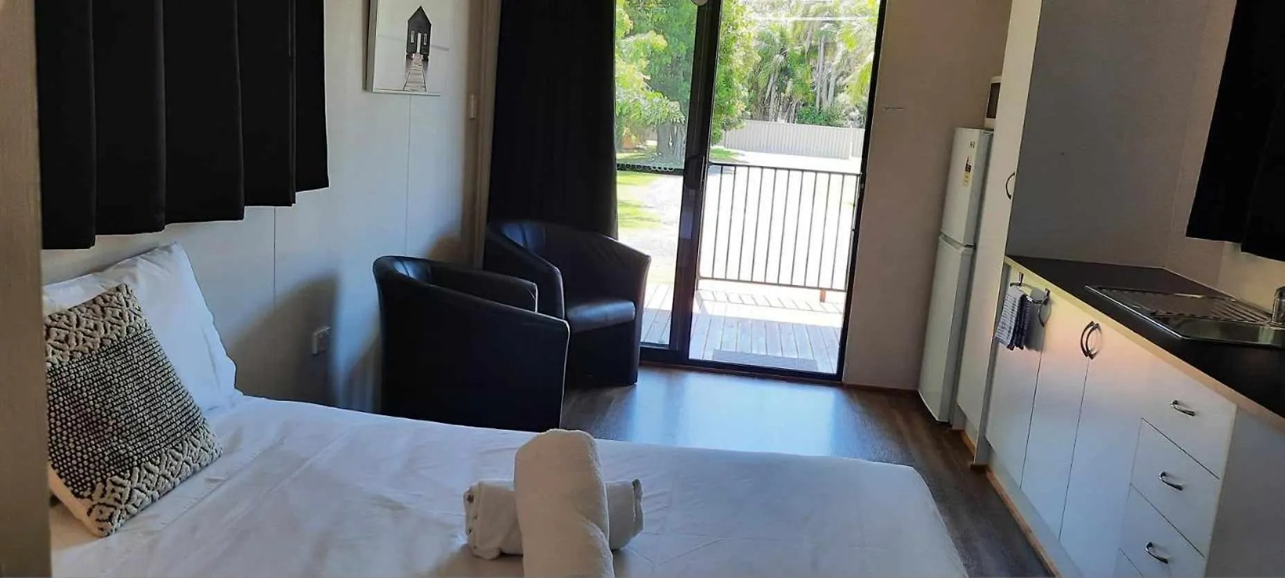 Blue Dolphin Caravan Park Yeppoon Aparthotel