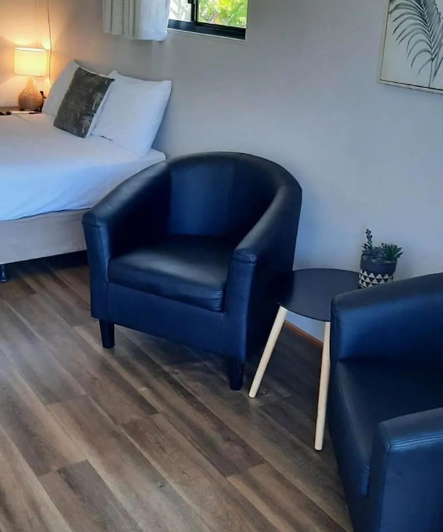 Blue Dolphin Caravan Park Йеппун 0*,  Австралия